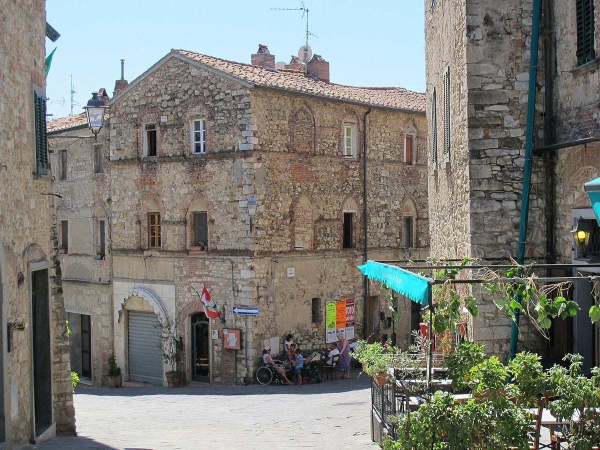 Via Magenta, Suvereto